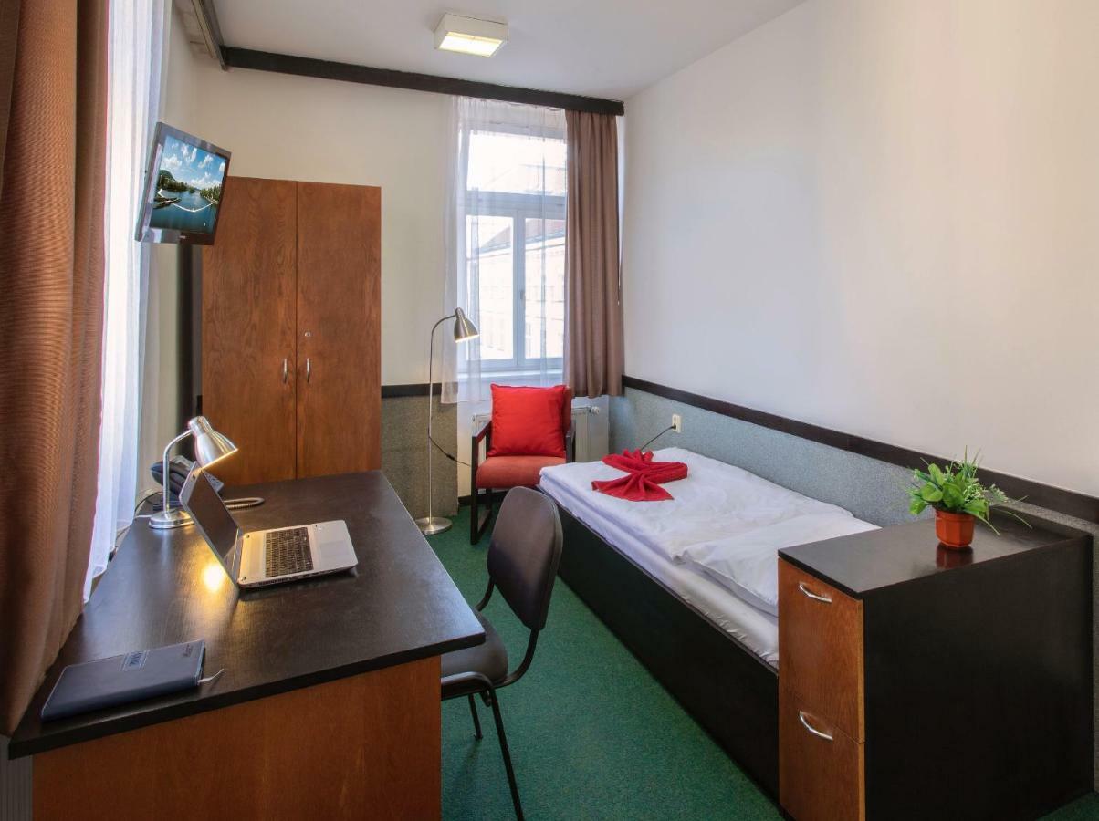 Hotel Masarykova Kolej à Prague Extérieur photo