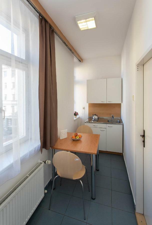 Hotel Masarykova Kolej à Prague Extérieur photo